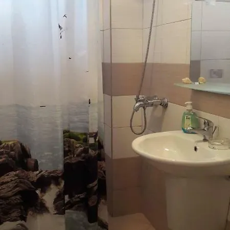 Guest house With Sea View/ стаи за гости с морски изглед