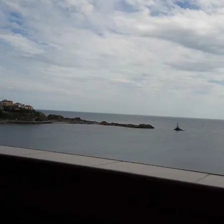 With Sea View/ стаи за гости с морски изглед Ahtopol